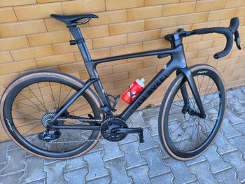 Použité Van Ryssel Custom SRAM Force eTap AXS 2025 Road & Gravel