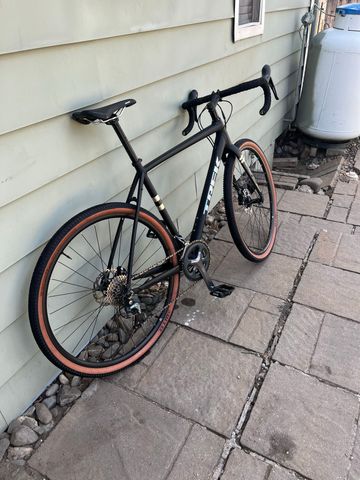 Used Trek Checkpoint AL 4 2019 2019 Road & Gravel, Black — image 3 of 4