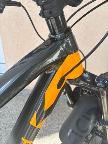 Brugt Trek Fuel EX 5 Deore 2021 2021 Mountainbike — billede 9 af 11