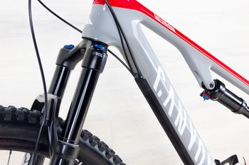 Used Canyon Neuron CF 8 2023 Mountainbike, Light Gray — image 15 of 17