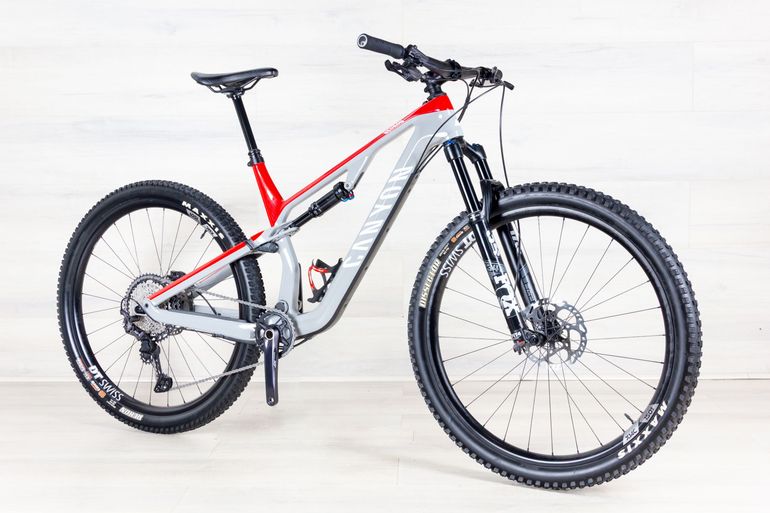 Used Canyon Neuron CF 8 2023 Mountainbike, Light Gray — image 4 of 17