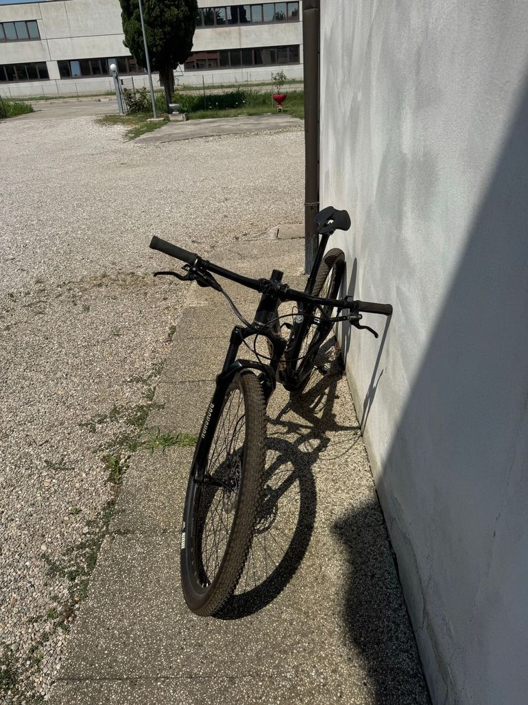Brugt Orbea ALMA M30 2024 2024 Mountainbike — billede 3 af 4
