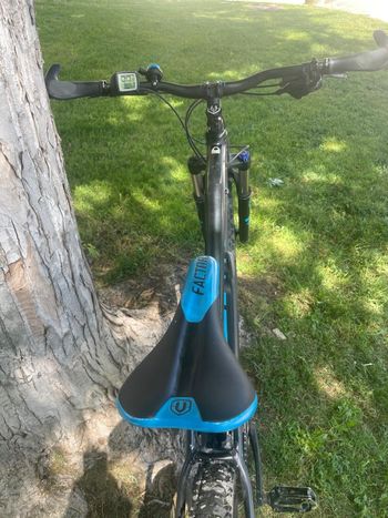 Mondraker e-Factor + 2018 2018 Mountainbike usato, Blu — immagine 3 di 9