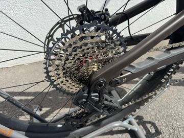Used Specialized Turbo Levo SRAM GX Eagle AXS 2023 Mountainbike, Black — image 8 of 14