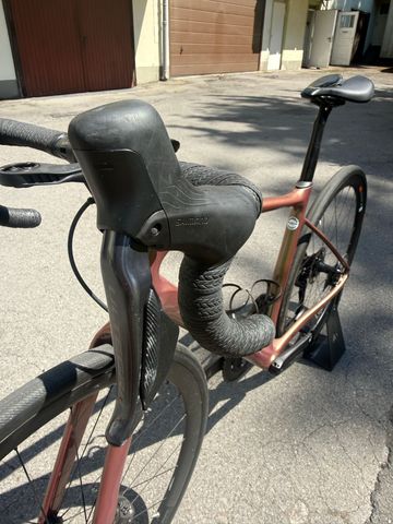 Liv Avail Advanced Pro 1 2023 2023 Road & Gravel usato, Rosso — immagine 9 di 18