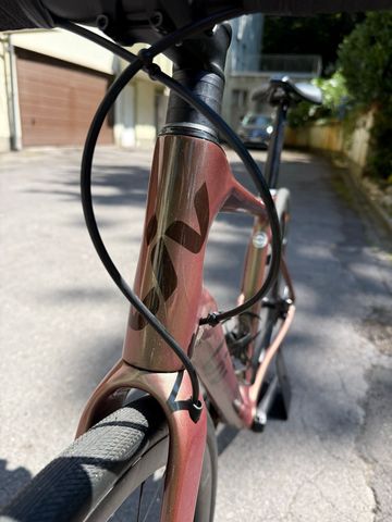 Liv Avail Advanced Pro 1 2023 2023 Road & Gravel usato, Rosso — immagine 14 di 18