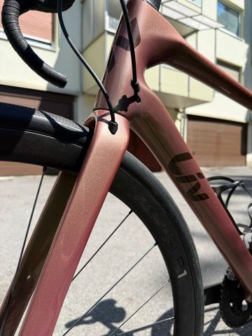 Liv Avail Advanced Pro 1 2023 2023 Road & Gravel usato, Rosso — immagine 12 di 18
