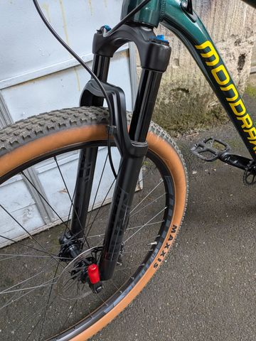 Použité Mondraker CHRONO R 2022 2022 Mountainbike — obrázek 9 z 10
