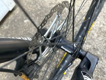 Brugt Canyon Sender CF 2016 Mountainbike — billede 5 af 9