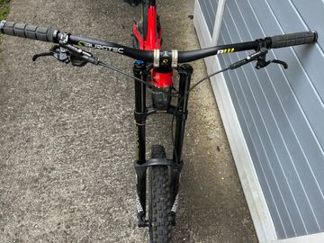 Brugt Canyon Sender CF 2016 Mountainbike — billede 2 af 9