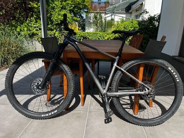 Tweedehands Cannondale Trail SE 1 2021 2021 Mountainbike — afbeelding 1 van 7