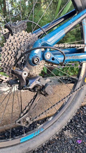 Used Rocky Mountain Altitude 730 2016 2016 Mountainbike, Blue, 27.5 — image 3 of 5
