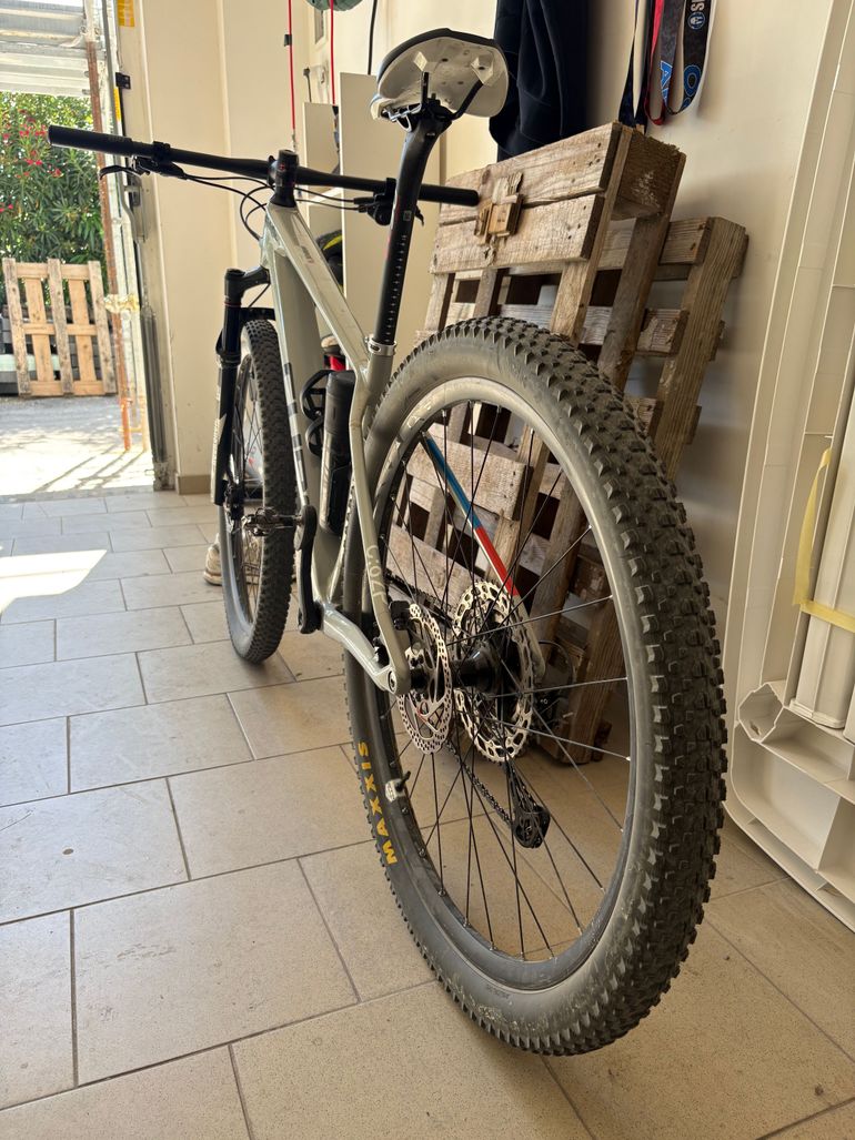 Brugt CUBE REACTION C:62 PRO 2022 2022 Mountainbike — billede 4 af 6