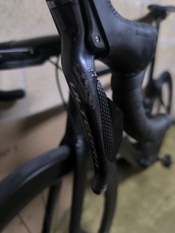 Brugt Canyon Aeroad CF SL 8.0 Di2 2019 2019 Road & Gravel — billede 3 af 9