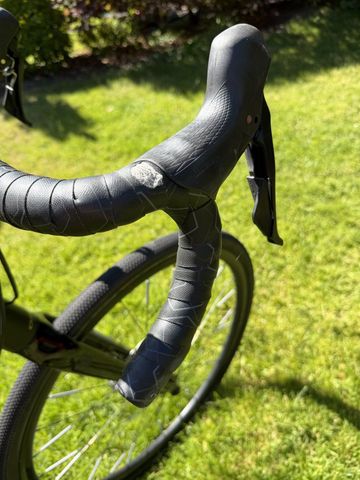 Orbea TERRA H30 2021 2021 Road & Gravel usato, Nero — immagine 11 di 20