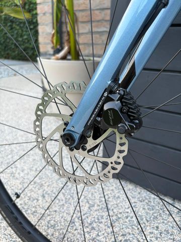 Used Giant Contend AR 1 2025 2025 Road & Gravel, Light Gray — image 10 of 13