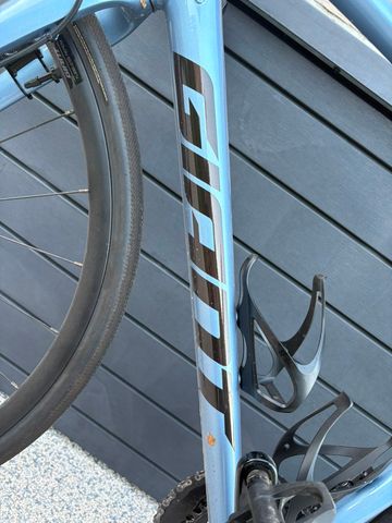 Used Giant Contend AR 1 2025 2025 Road & Gravel, Light Gray — image 6 of 13