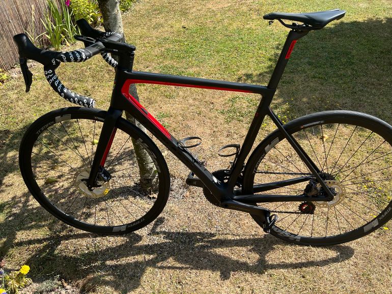 Brugt Colnago V3 Shimano Ultegra Di2 2024 Road & Gravel — billede 2 af 10
