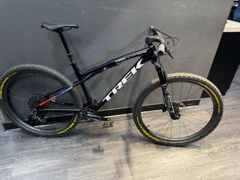 Brugt Trek Supercaliber SLR 9.8 X0 AXS T-Type Gen 2 2026 2026 MTB