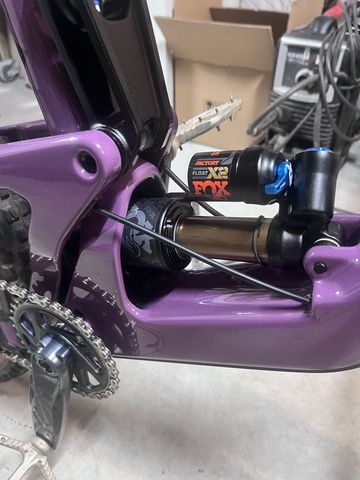Santa Cruz Megatower SRAM GX Eagle 2025 Mountainbike d'occasion — image 14 sur 16