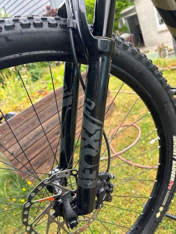 Used Scott Scale 930 2022 2022 Mountainbike, Green, 29 — image 7 of 16