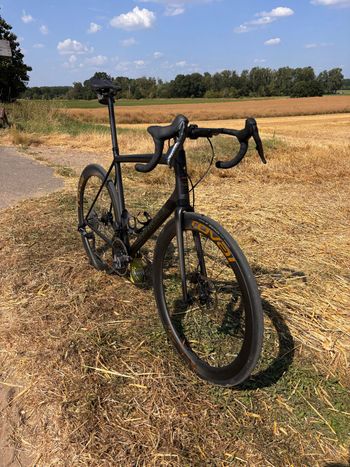 Tweedehands Specialized Aethos 2025 Road & Gravel — afbeelding 2 van 14