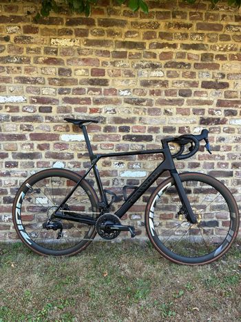 Použité Canyon Ultimate CF SLX 8 Force AXS 2023 2023 Road & Gravel