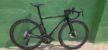 Käytetty Berria BELADOR PRO ULTEGRA Di2 2026 2026 Road & Gravel