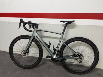 Used Scott Addict 10 2026 2026 Road & Gravel, Light Gray — image 2 of 3