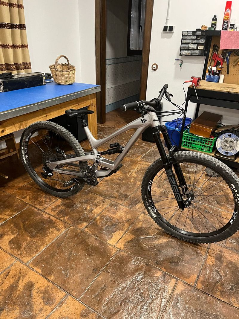 Used YT Industries Capra Base AL 2021 2021 MTB