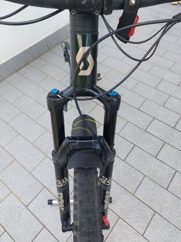 Used Scott Spark 930 2024 2024 Mountainbike, Green, 29 — image 12 of 13