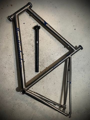 Van Nicholas Zephyr Frameset 2007 Road & Gravel d'occasion — image 1 sur 14