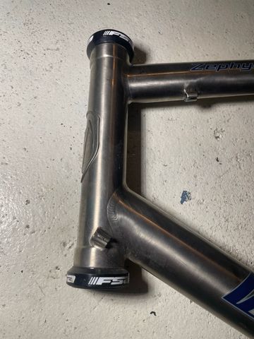Van Nicholas Zephyr Frameset 2007 Road & Gravel d'occasion — image 4 sur 14