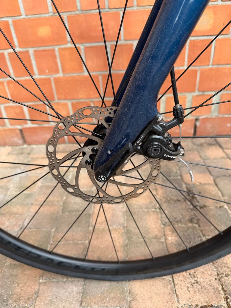 Brugt Trek Domane AL 2 Disc 2021 2021 Road & Gravel — billede 1 af 6