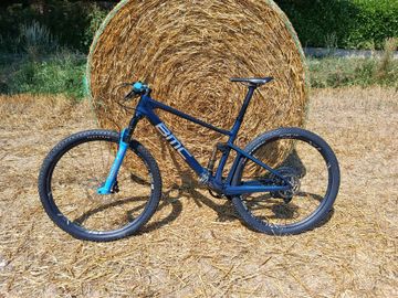 Used BMC Fourstroke 01 ONE 2022 2022 Mountainbike, Blue, 29 — image 2 of 8