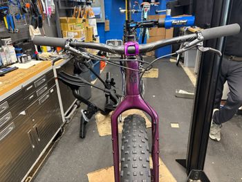 Used Salsa Beargrease Shimano XTR 2017 Mountainbike, Purple — image 2 of 6