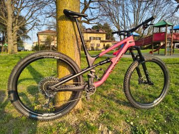 Canyon Spectral 29 CF 9 2021 2021 MTB usato