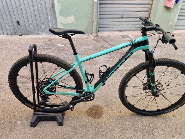 Used Bianchi SRAM X01 Eagle 2017 Mountainbike, Blue — image 2 of 22