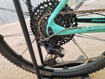 Used Bianchi SRAM X01 Eagle 2017 Mountainbike, Blue — image 4 of 22