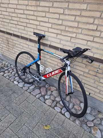Used CUBE aerium C:62 SL 2016 2016 Road & Gravel, Red — image 7 of 10