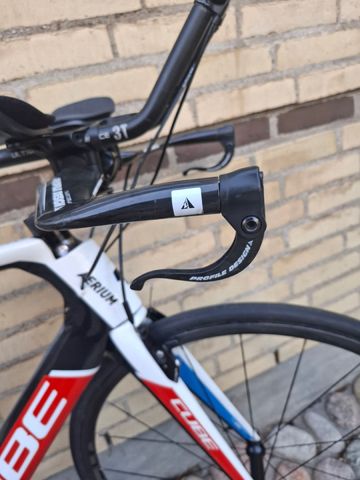 Used CUBE aerium C:62 SL 2016 2016 Road & Gravel, Red — image 4 of 10