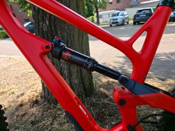 Used YT Custom Shimano Deore XT 2019 Mountainbike, Orange — image 5 of 6