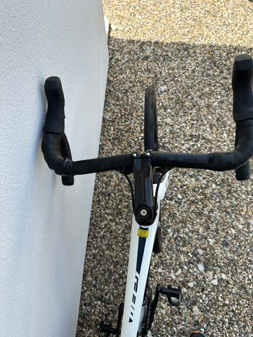 Tweedehands Giant Defy Advanced 2021 Road & Gravel — afbeelding 16 van 126