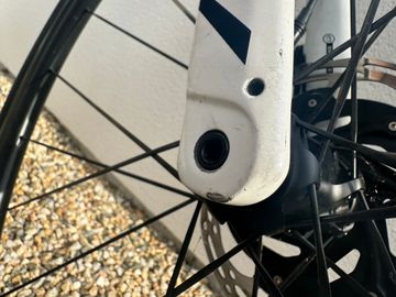 Tweedehands Giant Defy Advanced 2021 Road & Gravel — afbeelding 26 van 126