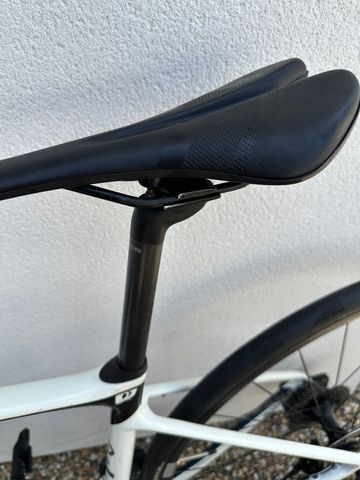 Tweedehands Giant Defy Advanced 2021 Road & Gravel — afbeelding 10 van 126