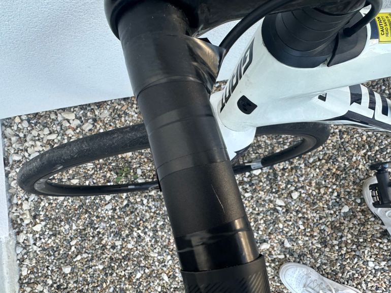 Tweedehands Giant Defy Advanced 2021 Road & Gravel — afbeelding 85 van 126