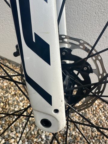 Tweedehands Giant Defy Advanced 2021 Road & Gravel — afbeelding 35 van 126