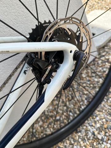 Tweedehands Giant Defy Advanced 2021 Road & Gravel — afbeelding 5 van 126