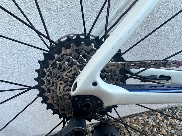 Tweedehands Giant Defy Advanced 2021 Road & Gravel — afbeelding 71 van 126
