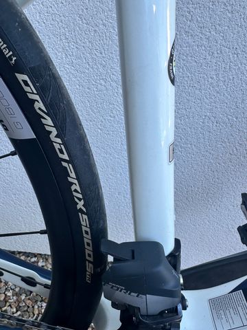 Tweedehands Giant Defy Advanced 2021 Road & Gravel — afbeelding 79 van 126